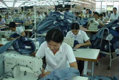 Standard Chartered cung cấp tín dụng 3 triệu USD hỗ trợ Donagamex sản xuất khẩu trang y tế