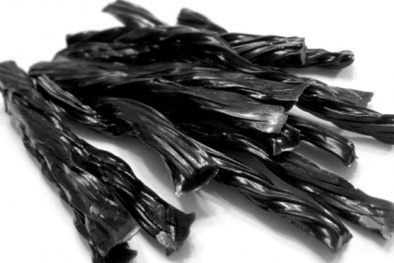 Cẩn trọng khi ăn quá nhiều cam thảo đen 