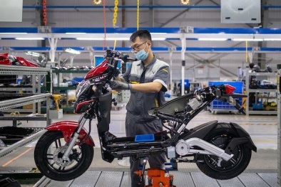 Bloomberg: Xe máy điện VinFast hướng tới tương lai của giao thông xanh tại Việt Nam