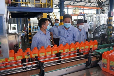 Áp chuẩn cho dầu nhờn: Tăng cường hậu kiểm, mạnh tay với hàng kém chất lượng (Bài 2)