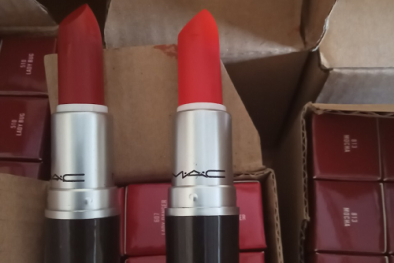 Nguy hại từ son môi nhãn hiệu MAC không rõ nguồn gốc xuất xứ