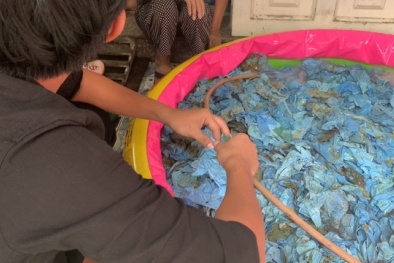 Nguy cơ lây nhiễm bệnh từ găng tay y tế đã qua sử dụng được 'phù phép' thành mới 