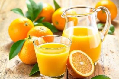 Bác sĩ Mỹ cảnh báo: Thận trọng khi sử dụng nước cam