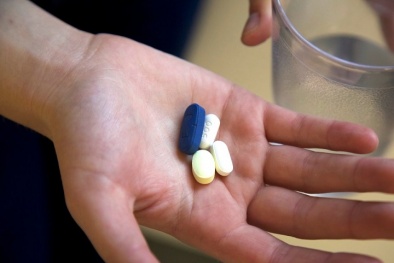 Nguy cơ tiềm ẩn về những viên uống thực phẩm bổ sung