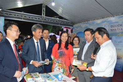 Tháng khuyến mại Hà Nội và “Ngày không dùng tiền mặt”- Song hành kinh doanh truyền thống và thương mại điện tử