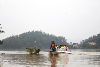 Bộ Xây dựng kiểm tra công tác phòng chống, khắc phục hậu quả thiên tai tại các tỉnh miền Trung
