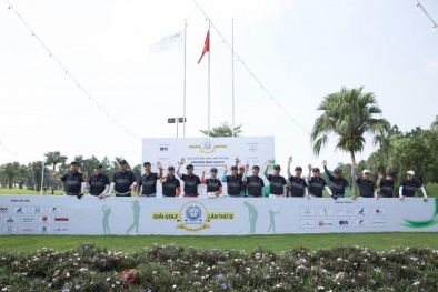 Giải Golf Đại học Luật Hà Nội lần thứ II tìm ra chủ nhân Giải Hole-In-One