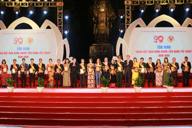 Top 1 'Hàng Việt Nam được người tiêu dùng yêu thích' năm 2020 xướng tên ống nhựa Ströman