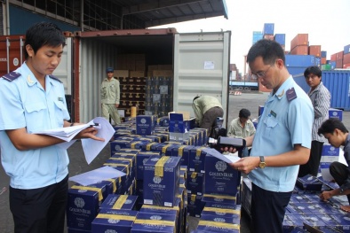 Phát hiện, xử lý gần 900 vụ vi phạm về hàng hóa 