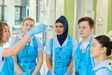 IWA 35- Hướng dẫn đào tạo đánh giá cho sinh viên ngành y tế