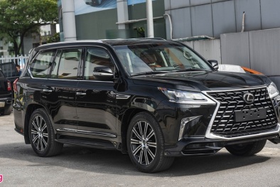 Lexus LX570 Super Sport mới gần 10 tỷ về Việt Nam: Ngoại hình sắc nét, trang bị nhiều công nghệ