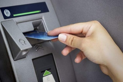 Ưu tiên xử lý các trường hợp ATM 'nuốt' thẻ của khách hàng dịp Tết