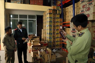 Chống hàng giả, hàng nhái là nhiệm vụ xuyên suốt của quản lý thị trường