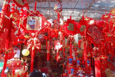 Đa dạng các mặt hàng trang trí Tết Nguyên đán Tân Sửu