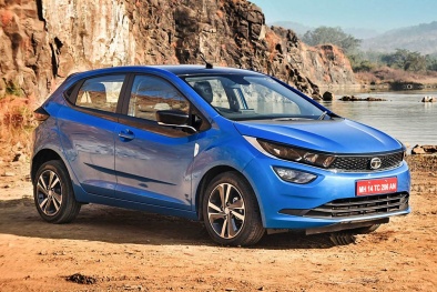 Chiếc ô tô đẹp long lanh vừa ra mắt, giá chỉ hơn 245 triệu đồng có gì hay?