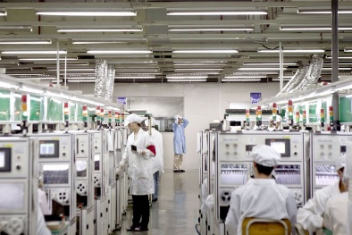 Apple tăng cường đầu tư dây chuyền sản xuất iPhone, iPad sang Việt Nam, Ấn Độ