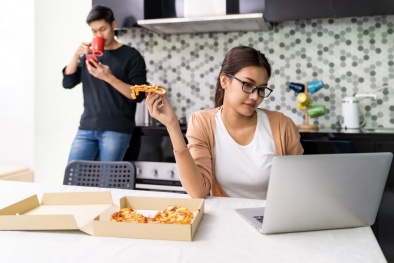 Tác hại khó lường của thức ăn nhanh ít ai ngờ tới