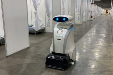 Chế tạo thành công robot biết 'pha trò', mang lại niềm vui cho bệnh nhân Covid-19 