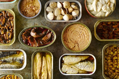 Nỗi lo thực phẩm đóng hộp thủ công