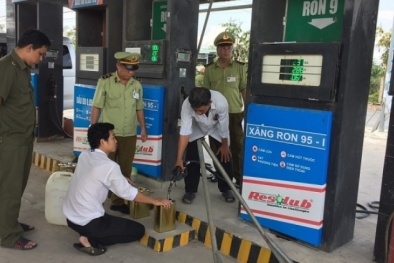 Đồng loạt kiểm tra xử lý cơ sở kinh doanh xăng dầu giả