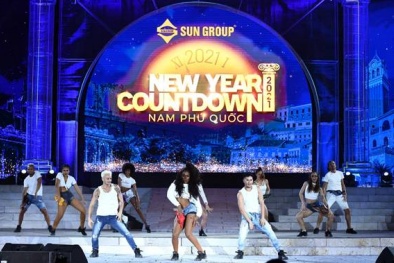 Nam Phú Quốc mở màn 12 mùa lễ hội 2021 với show thời trang đình đám