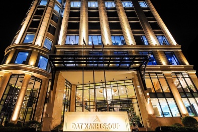 Vừa báo lỗ gần nửa nghìn tỷ, cổ phiếu Tập đoàn Đất Xanh vào diện cảnh báo