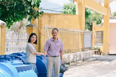 Tân Á Đại Thành tặng 25 bồn nước cho làng hạnh phúc 