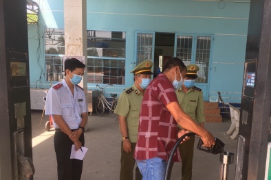 Phát hiện trên 12 nghìn lít xăng không đảm bảo chất lượng tại Tiền Giang