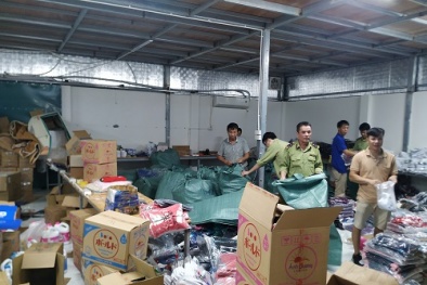 Triệt phá kho hàng giả, hàng nhái bán qua livestreams 'khủng' nhất từ trước tới nay