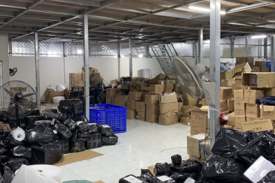 Triệt phá kho hàng nhái 'siêu khủng' tại Ninh Bình