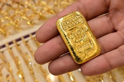 Giá vàng giảm mạnh hơn 300 nghìn đồng/lượng phiên đầu tuần