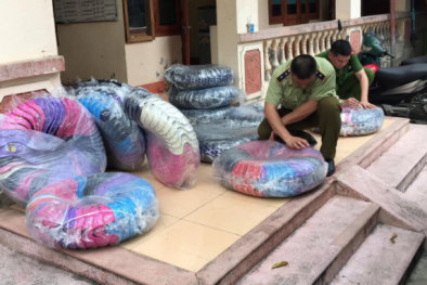 Thu gom mũ bảo hiểm không đảm bảo chất lượng từ thương nhân tự do về bán kiếm lời