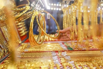 Giá vàng bất ngờ giảm đột ngột: Chuyên gia vẫn lạc quan giá vàng sẽ tăng
