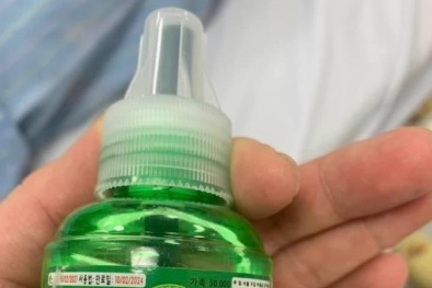 Dùng tinh dầu đuổi muỗi, 4 người ở Hoà Bình bị ngộ độc