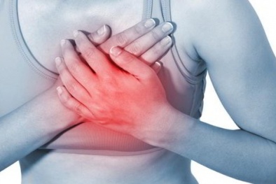 Mặc kệ lời cảnh báo, nhiều chị em vẫn 'lao đi' nâng ngực và bị biến chứng nặng