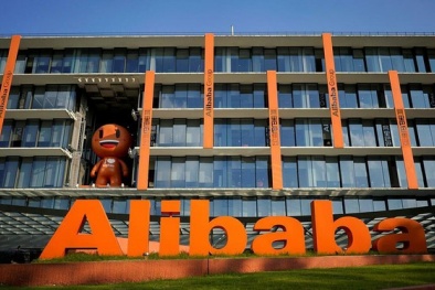 Bất chấp nhận án phạt 'khủng' 2,8 tỷ USD, cổ phiếu Alibaba bật tăng 8%
