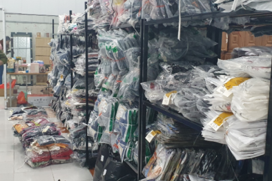 Phát hiện hơn 7.000 sản phẩm mỹ phẩm, quần áo... nhập lậu