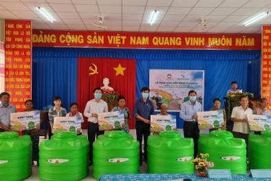 Nối dài hành trình hỗ trợ bà con miền Tây của bồn nhựa Plasman