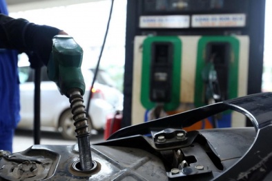 Bán xăng dầu kém chất lượng, doanh nghiệp bị phạt 287 triệu đồng