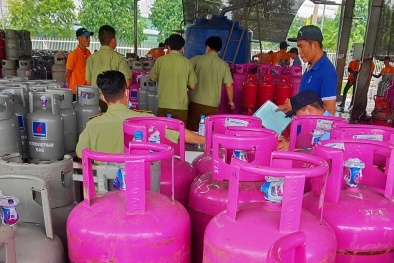 Công ty Vịnh Phát bị phát hiện sang chiết 400 bình khí gas LPG trái phép