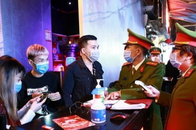Từ 0h ngày 30/4, Hà Nội tạm dừng tạm dừng hoạt động karaoke, quán bar, vũ trường, game 