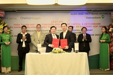 Lễ ký kết hợp tác toàn diện giữa Vietcombank và Gaw NP Capital 