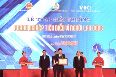 Vietcombank được Thủ tướng tặng Bằng khen “DN tiêu biểu vì người lao động”