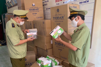 Khẩu trang lại 'nóng': Tạm giữ lượng lớn khẩu trang tại Phú Yên không có giấy tờ hợp pháp