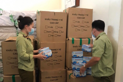 Lại phát hiện gần 50 nghìn chiếc khẩu trang không rõ nguồn gốc xuất xứ