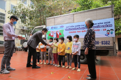 1,7 triệu hộp sữa sẽ được Vinamilk gửi đến trẻ em khó khăn qua Quỹ Sữa Vươn cao Việt Nam