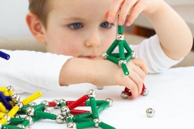 Cảnh báo tình trạng hóc đồ chơi nam châm ở trẻ em gây nguy hiểm tính mạng