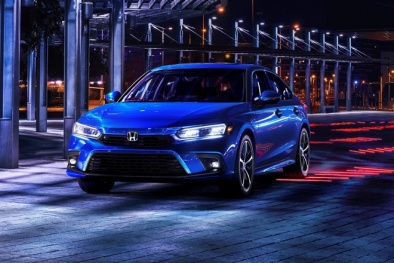 Honda Civic 2022 giá từ 500 triệu đồng vừa ra mắt hấp dẫn cỡ nào?