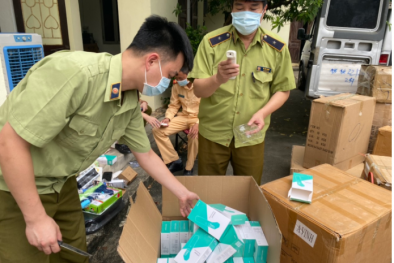 Vận chuyển 200 máy đo nhiệt kế hồng ngoại không rõ nguồn gốc