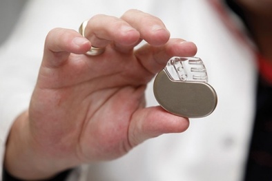 Hơn 60.000 máy tạo nhịp tim bị thu hồi do nguy cơ gây chập điện